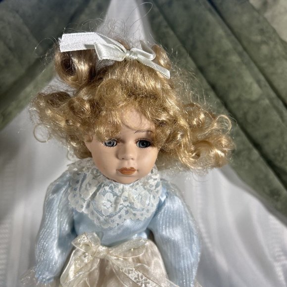 beautiful porcelain doll 12” Blue satin dress with layers of lace Curly hair - Picture 2 of 9